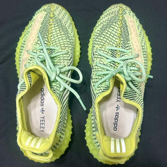 YEEZY Boost 350 - Picture 8 of 8